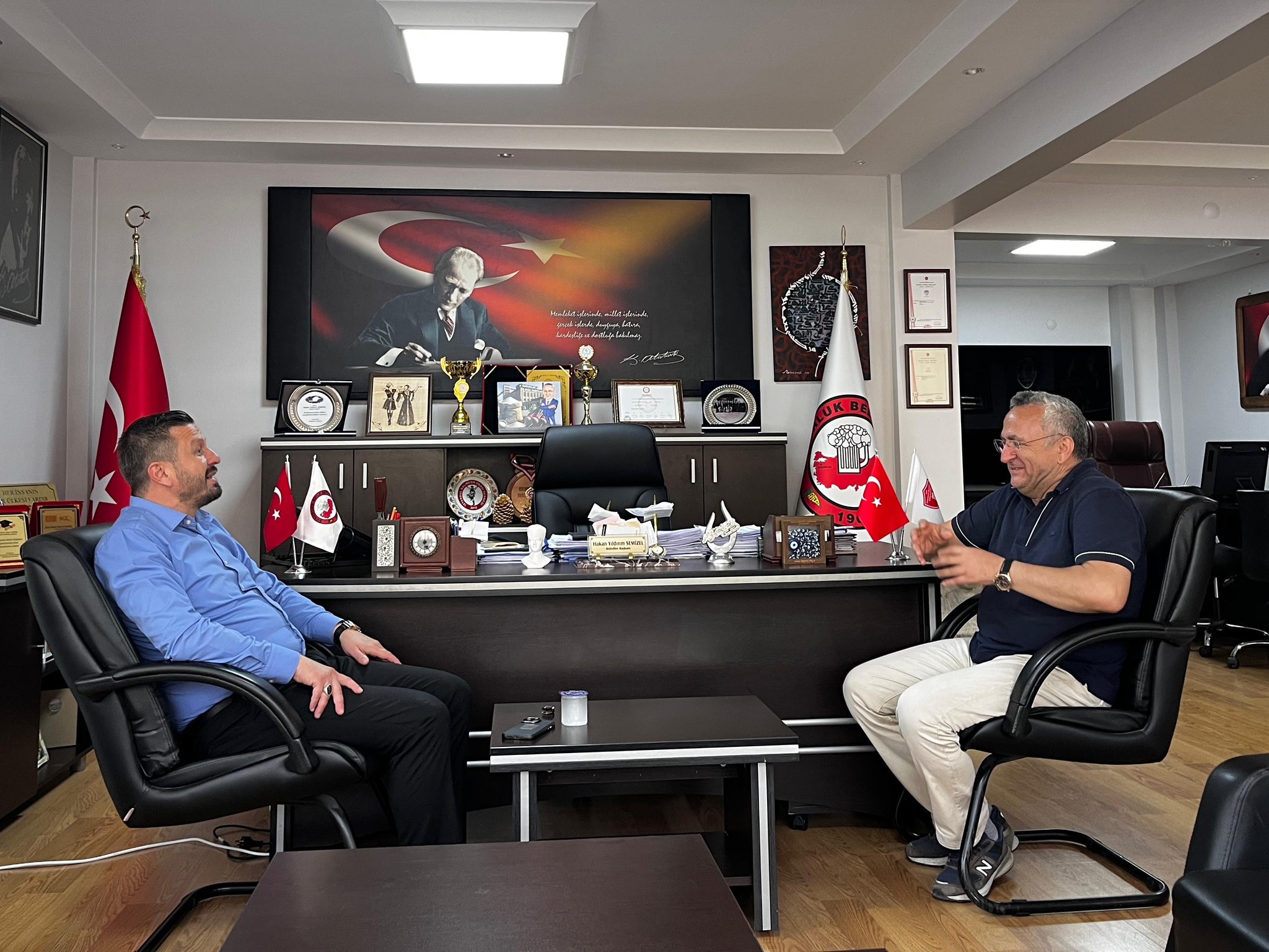 AK Parti İl Başkanı Mehmet Aydemir'den Başkan Semizel’e Nezaket Ziyareti