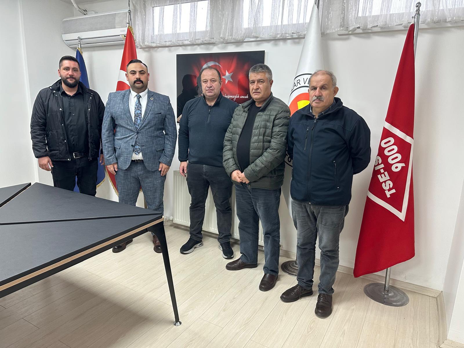 MHP Susurluk İlçe Teşkilatından Oda Başkanlarına Ziyaret ve Hediye Takdimi