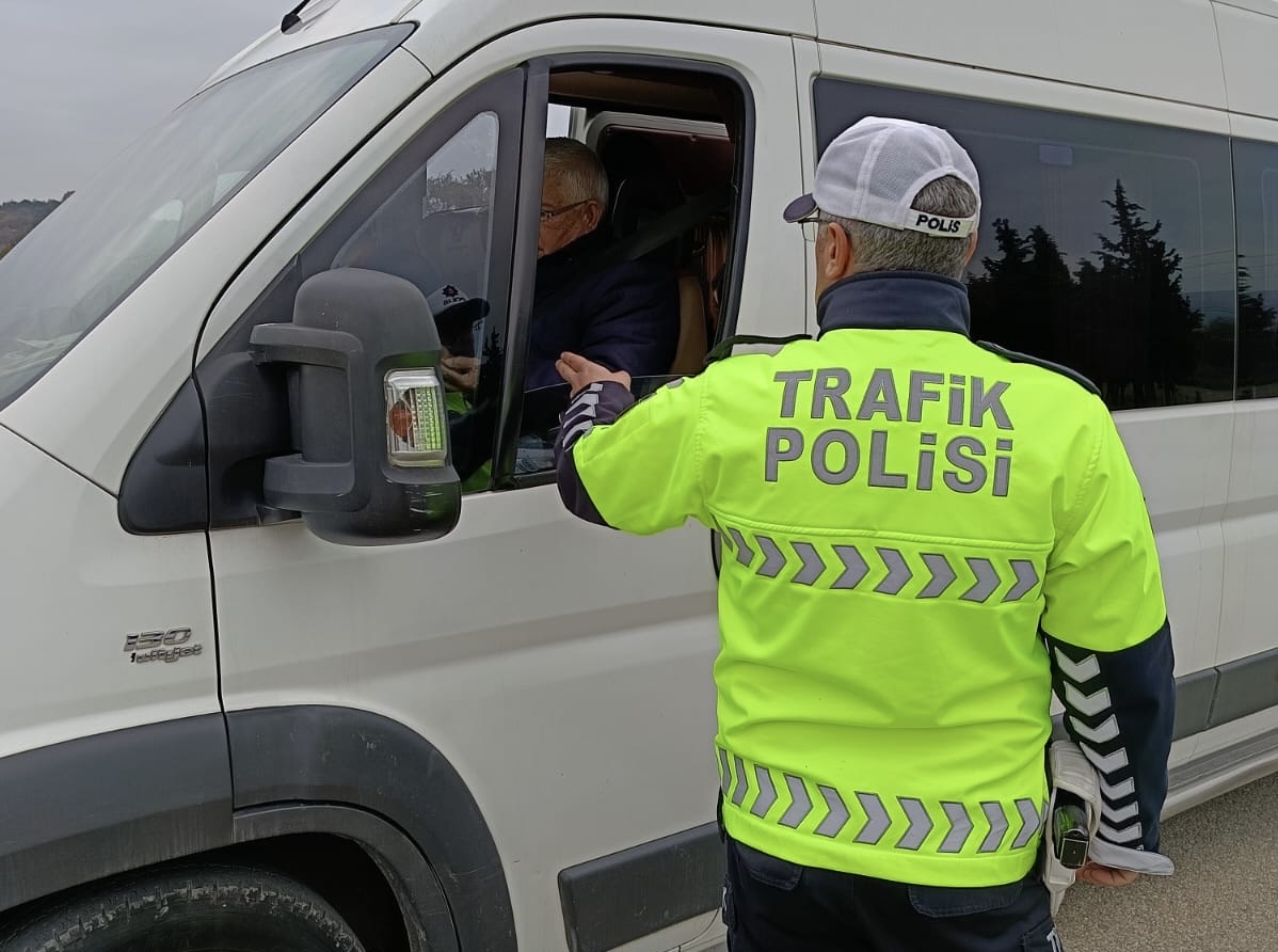 Susurluk’ta Yılbaşı Güvenlik Uygulamaları: 70 Personel Görev Aldı