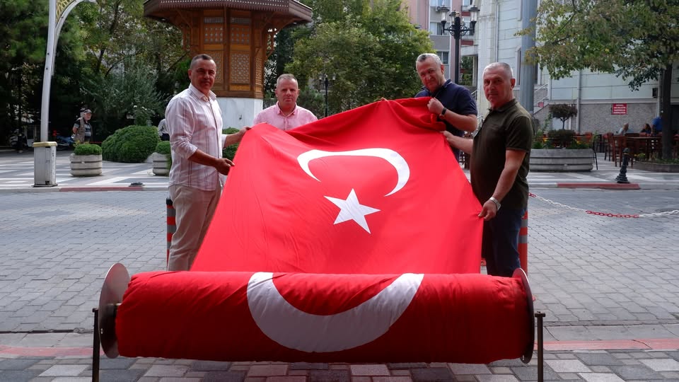 30 AĞUSTOS ZAFER YÜRÜYÜŞÜ’NDE 500 METRELİK TÜRK BAYRAĞI TAŞINACAK